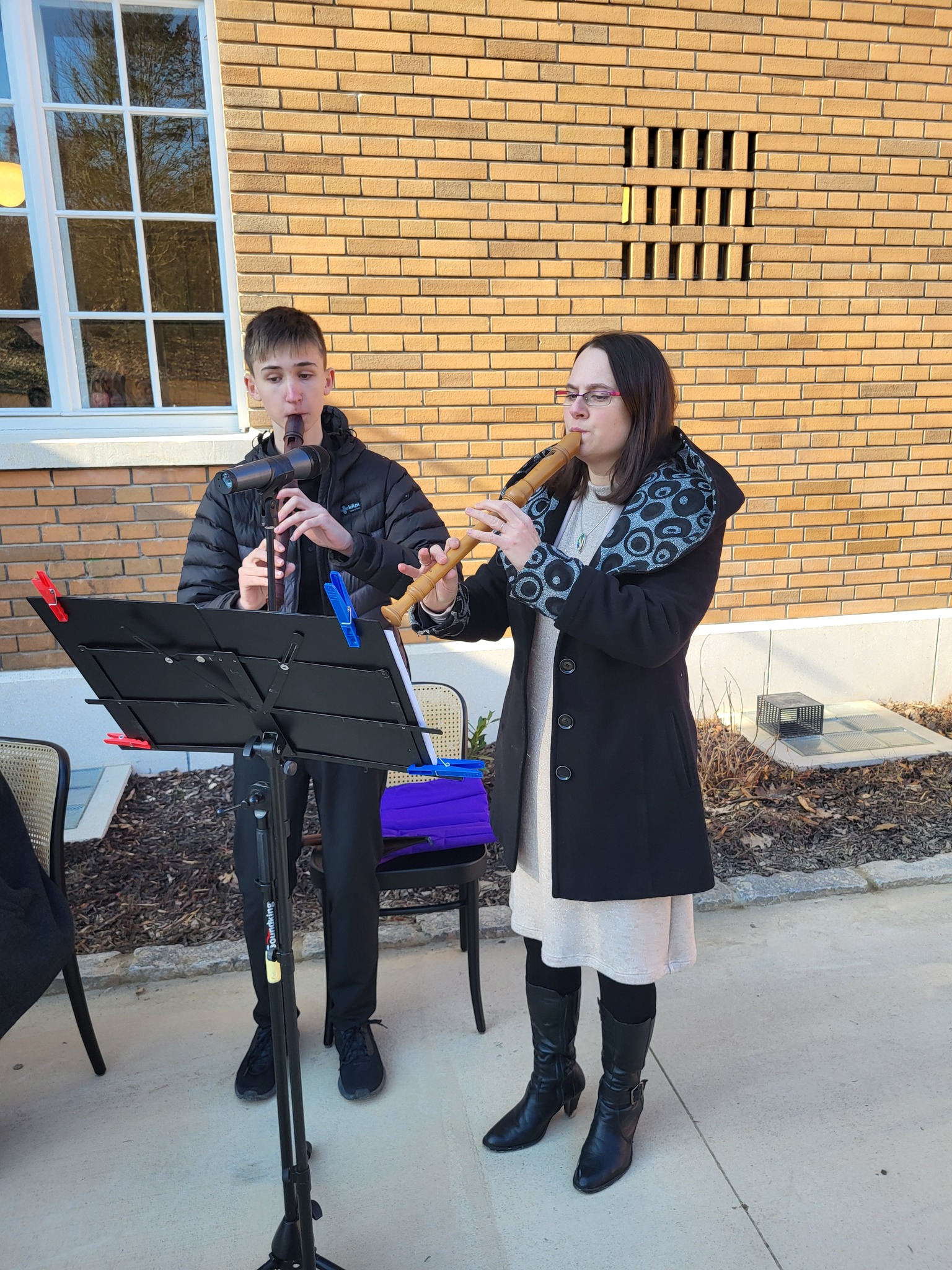 Flétnové duo doprovodilo slavnostní otevření Čiperovy vily